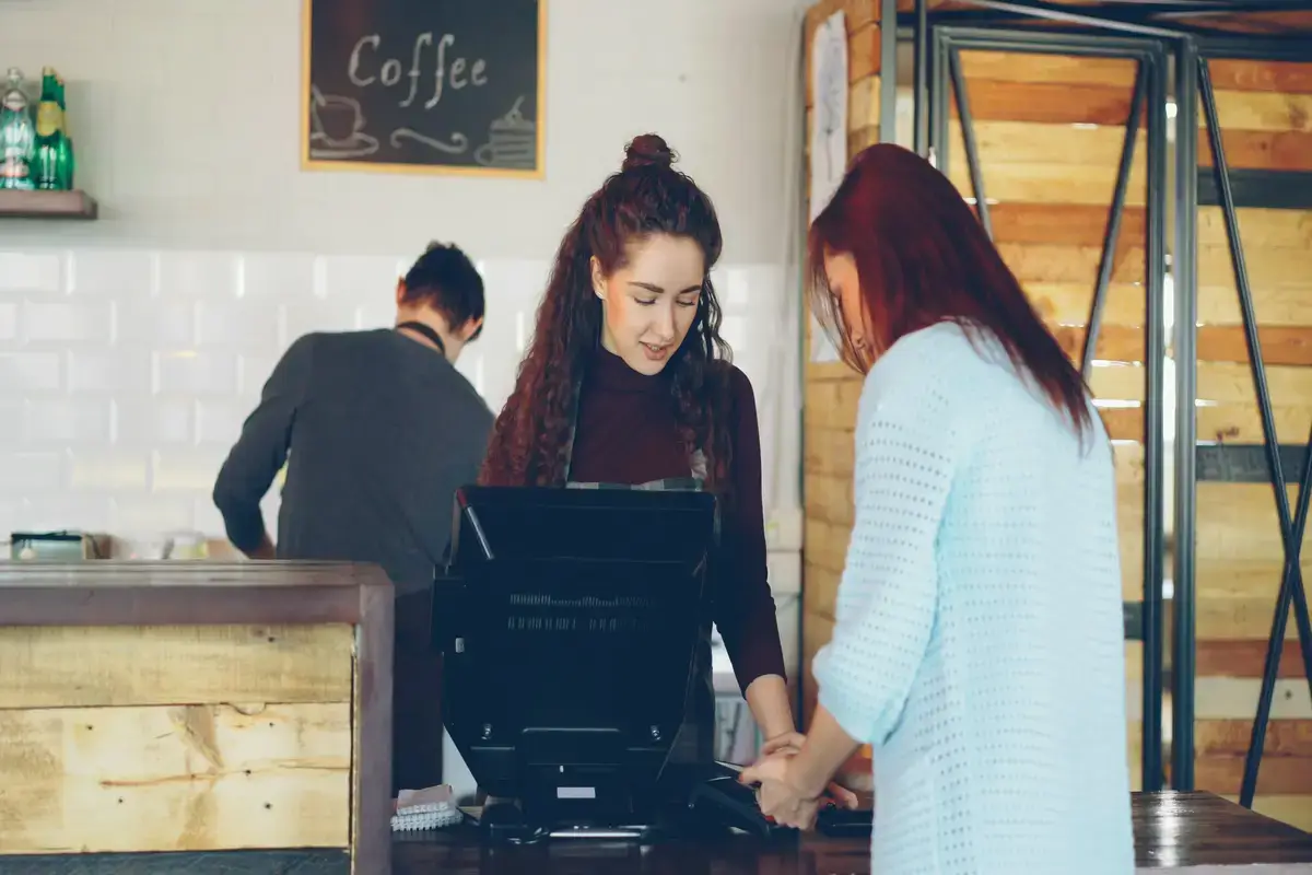 Frais TPE opticien : calcul et solution adaptée